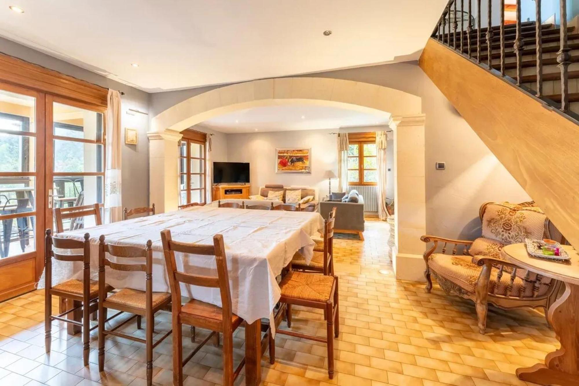 Villa Spacieuse A Vezenobres Avec Piscine Privee 外观 照片